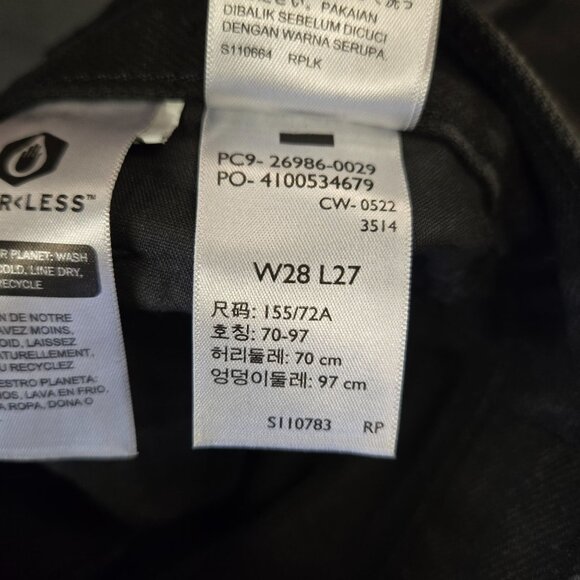 Levis Womens Grunge Emo High-Waisted Ribcage Ripped Mom Jeans Washed Black Size - Picture 3 of 11